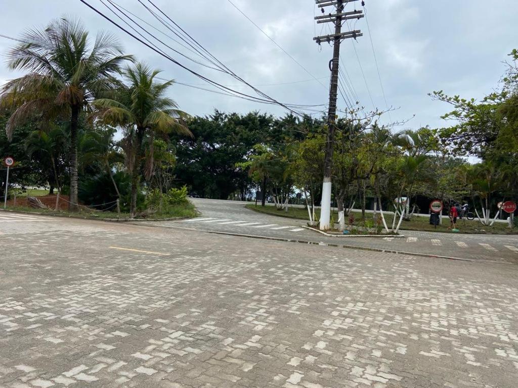 Ubatuba Frente O Mar Apartment Ngoại thất bức ảnh